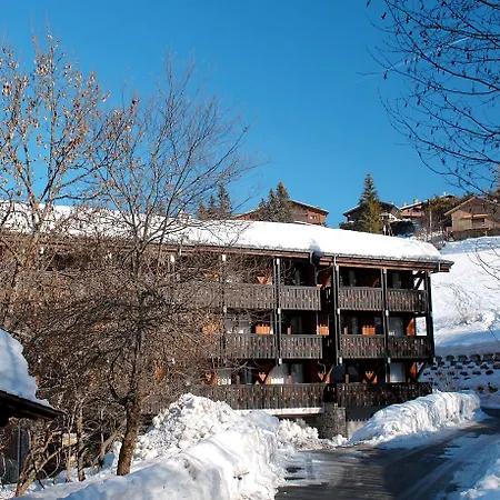 Mamie Hotel 4*